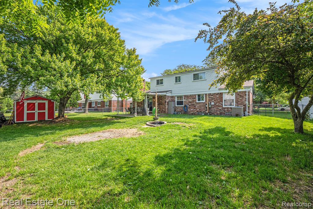 4799 Gamber Drive, Troy, MI 48085 — Photo 27