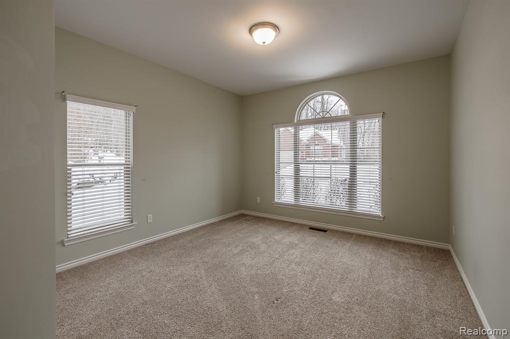 9573 Kingsway Circle, Clarkston, MI 48348 — Photo 26