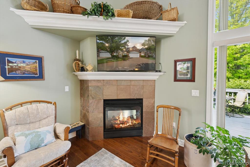 10172 Clarkshire Court, South Lyon, MI 48178 — Photo 7