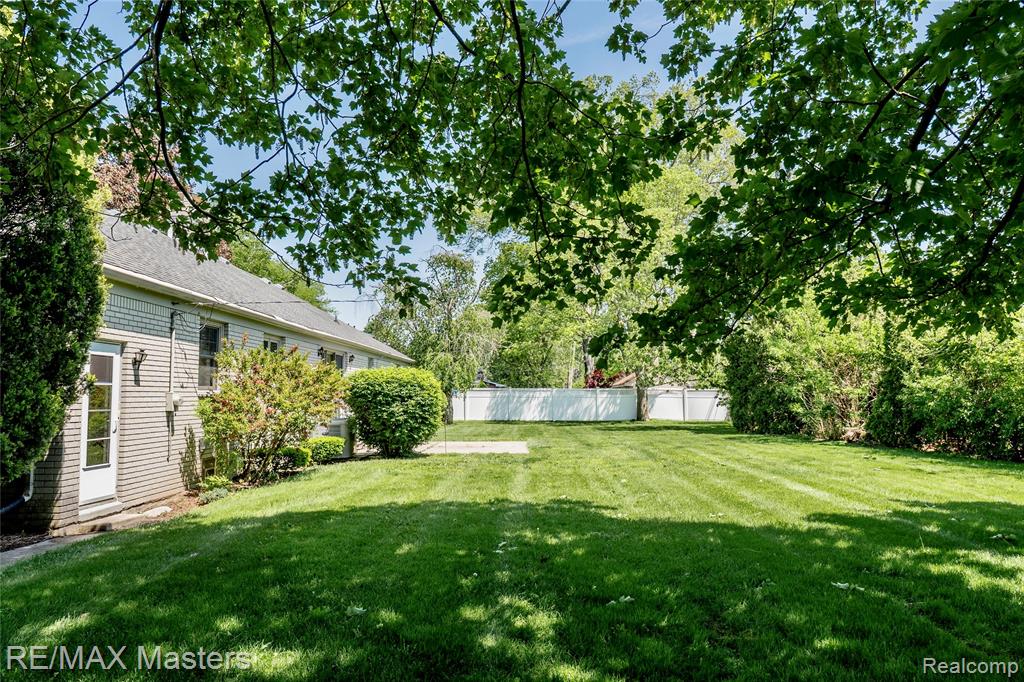 1314 Hollywood Drive, Monroe, MI 48162 — Photo 5
