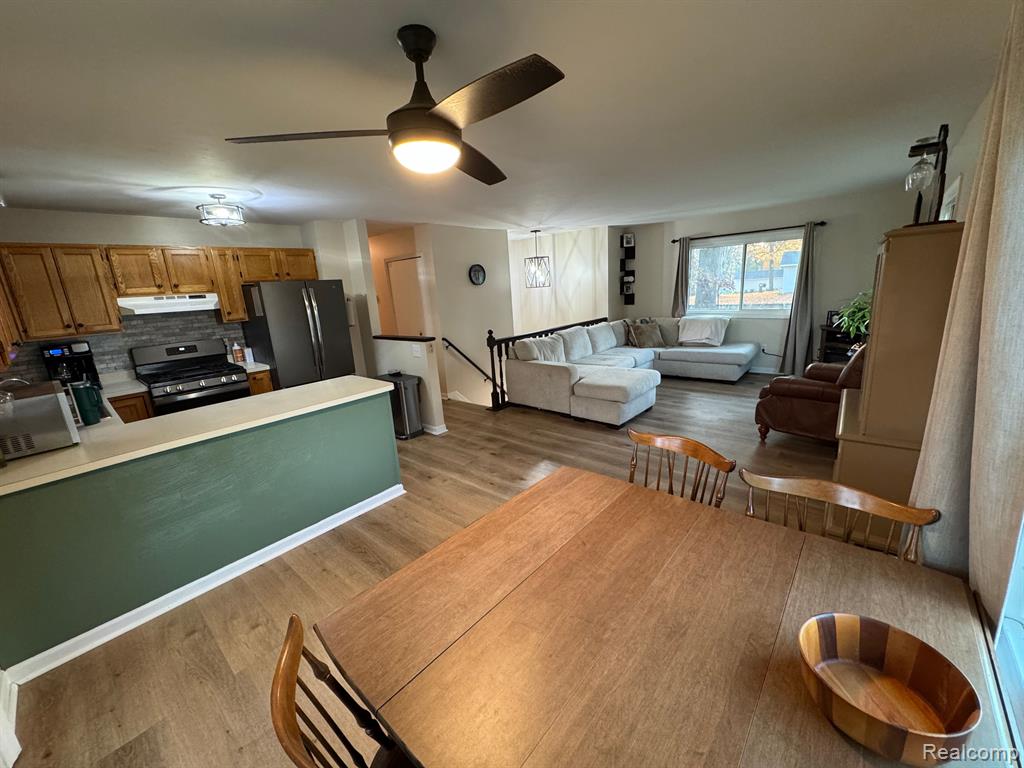 11255 MCGREGOR Road, Pinckney, MI 48169 — Photo 10