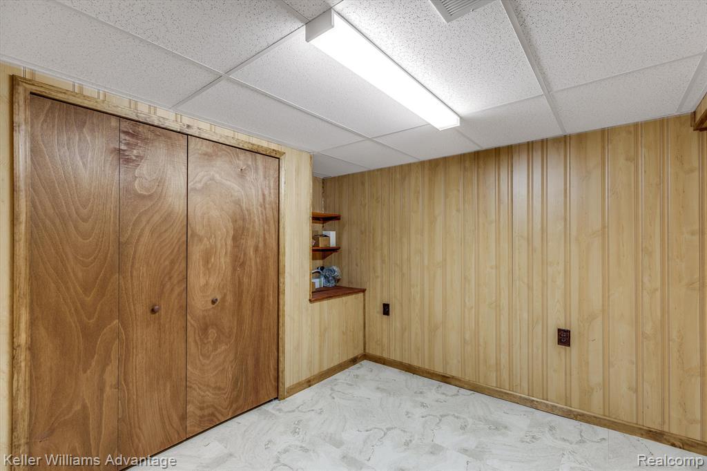 44284 SUFFOLK, Canton, MI 48187 — Photo 29