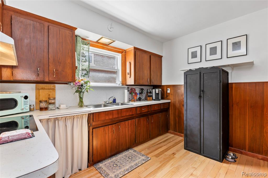 604 Alter Road, Detroit, MI 48215 — Photo 29