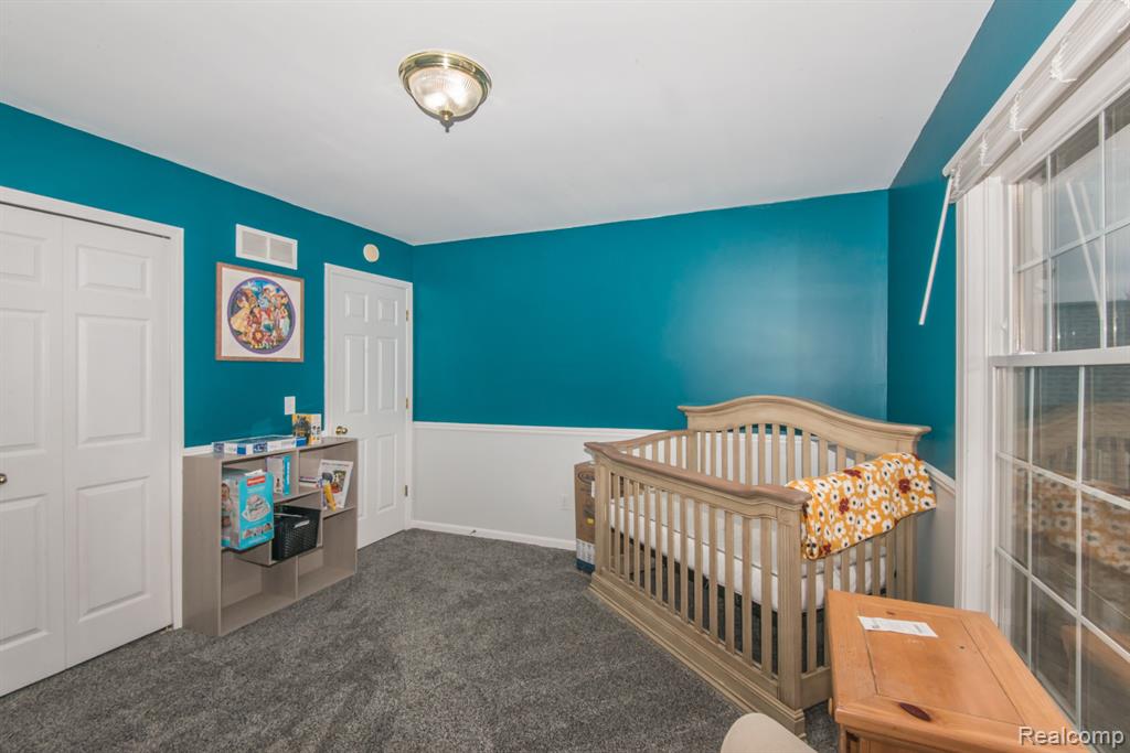 46009 WINDRIDGE Lane, Canton, MI 48188 — Photo 44