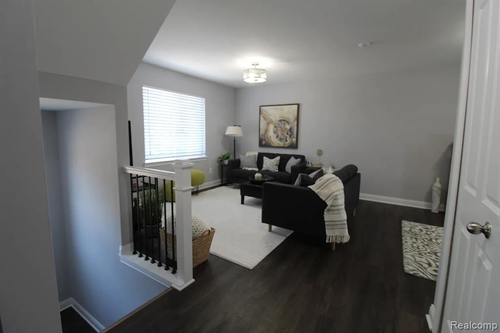 29451-29515 Hoover Rd, Warren, MI 48093 — Photo 7
