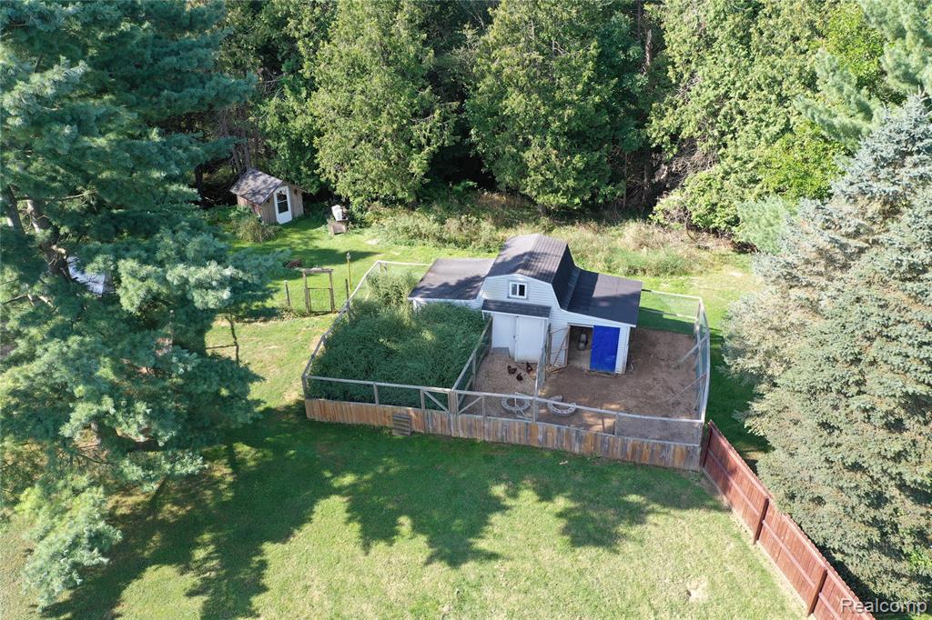 6570 Hunters Creek Road, Imlay City, MI 48444 — Photo 36