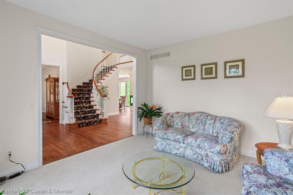 18585 STEEP HOLLOW Court, Northville, MI 48168 — Photo 9