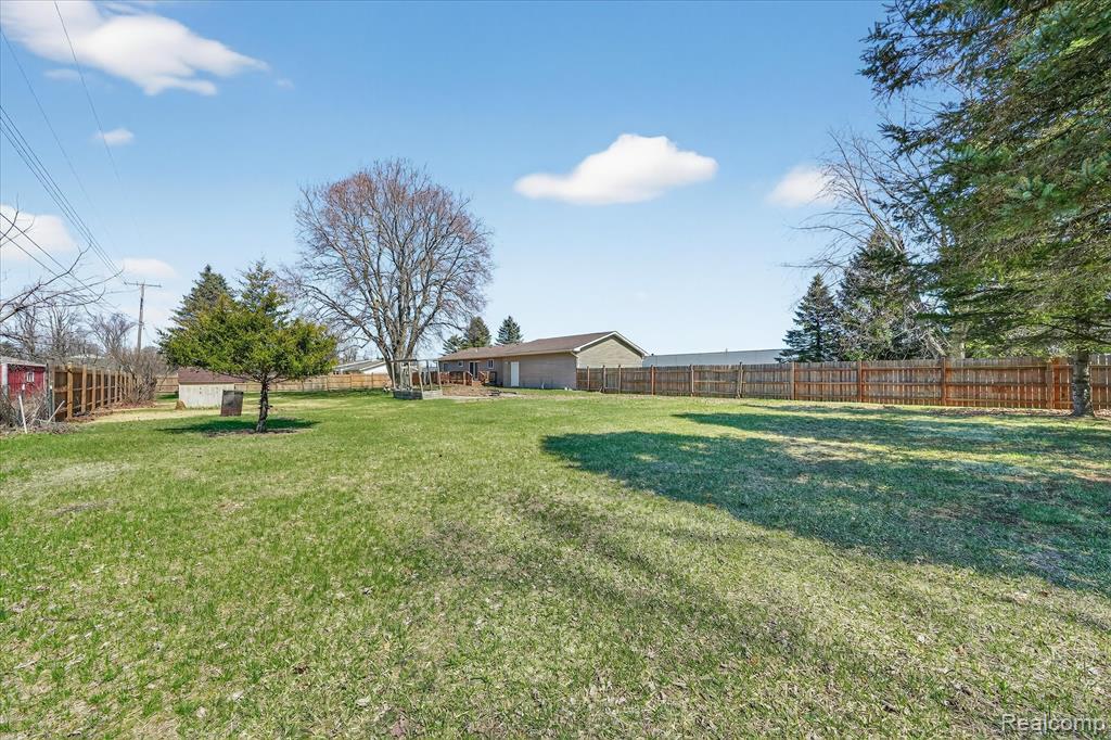 1109 Roods Lake Road, Lapeer, MI 48446 — Photo 36
