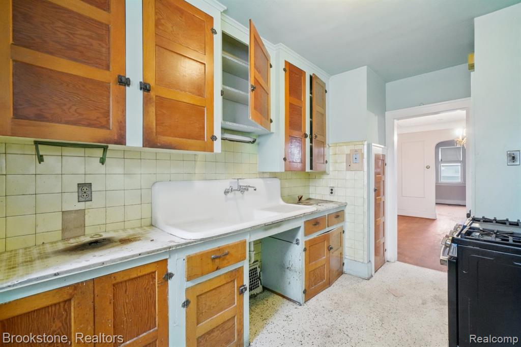 14295 Mark Twain Street, Detroit, MI 48227 — Photo 10