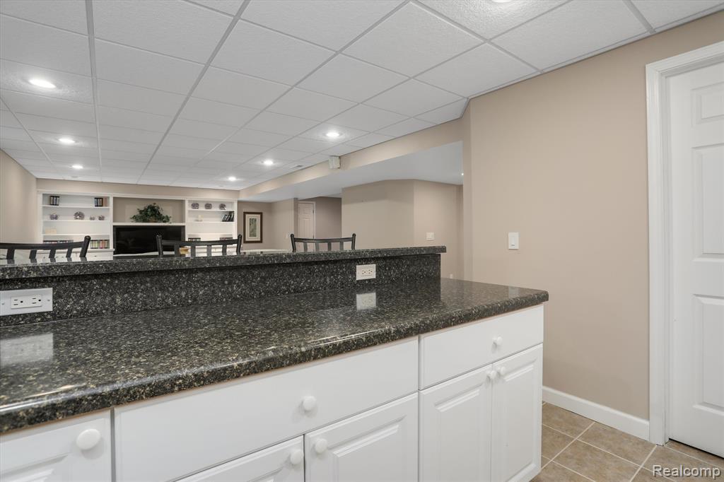 5144 Belmonte Drive, Rochester, MI 48306 — Photo 30