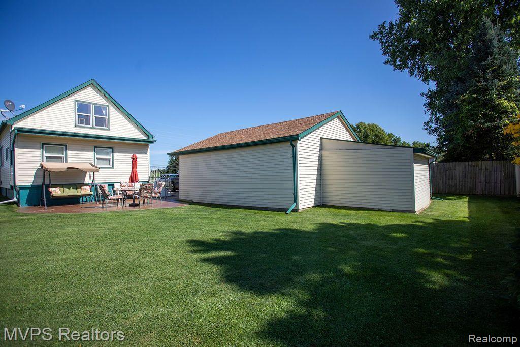 40849 ROMEO PLANK Road, Clinton Twp, MI 48038 — Photo 25