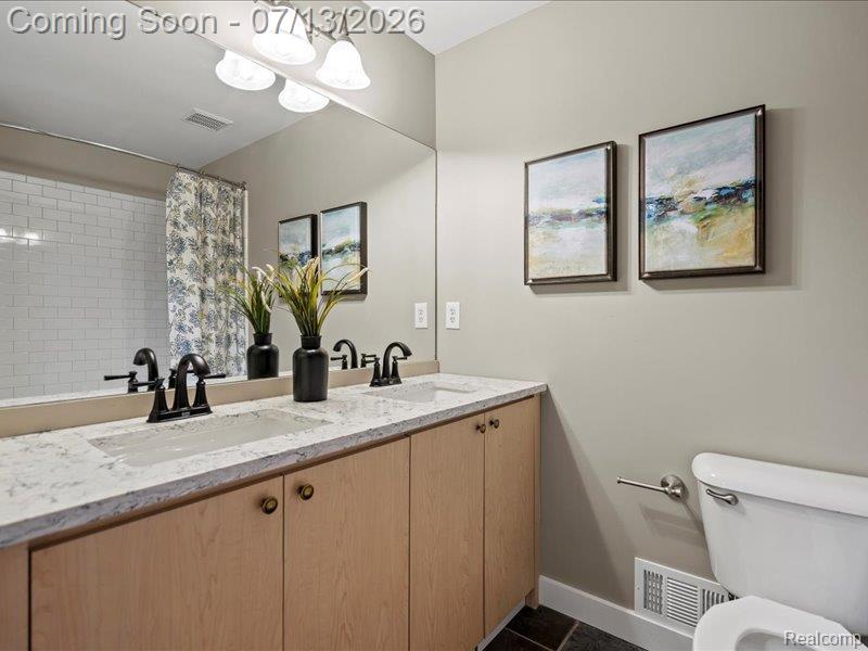 6420 Commerce Road, West Bloomfield, MI 48324 — Photo 20