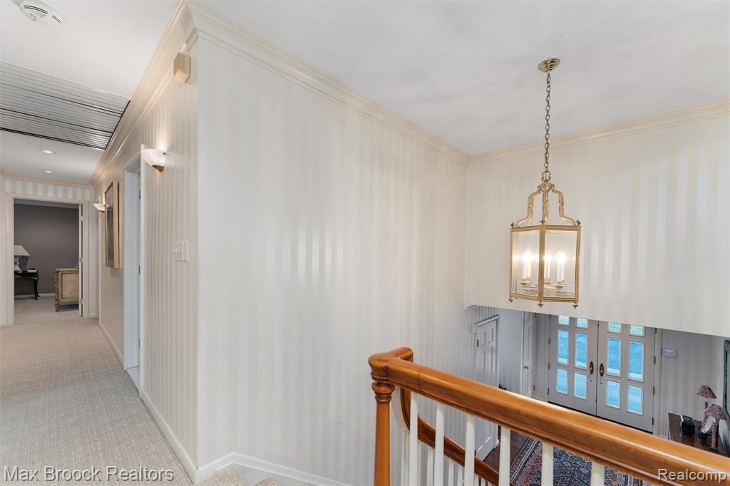 919 W Glengarry Circle, Bloomfield Hills, MI 48301 — Photo 20