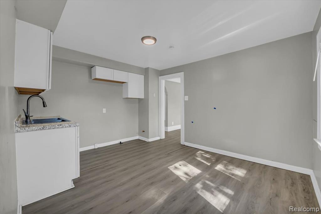 5511-5513 Somerset Avenue, Detroit, MI 48224 — Photo 15