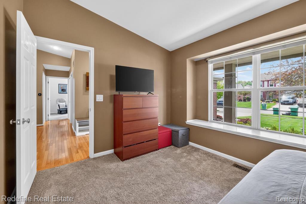42060 Salem Court, Belleville, MI 48111 — Photo 23