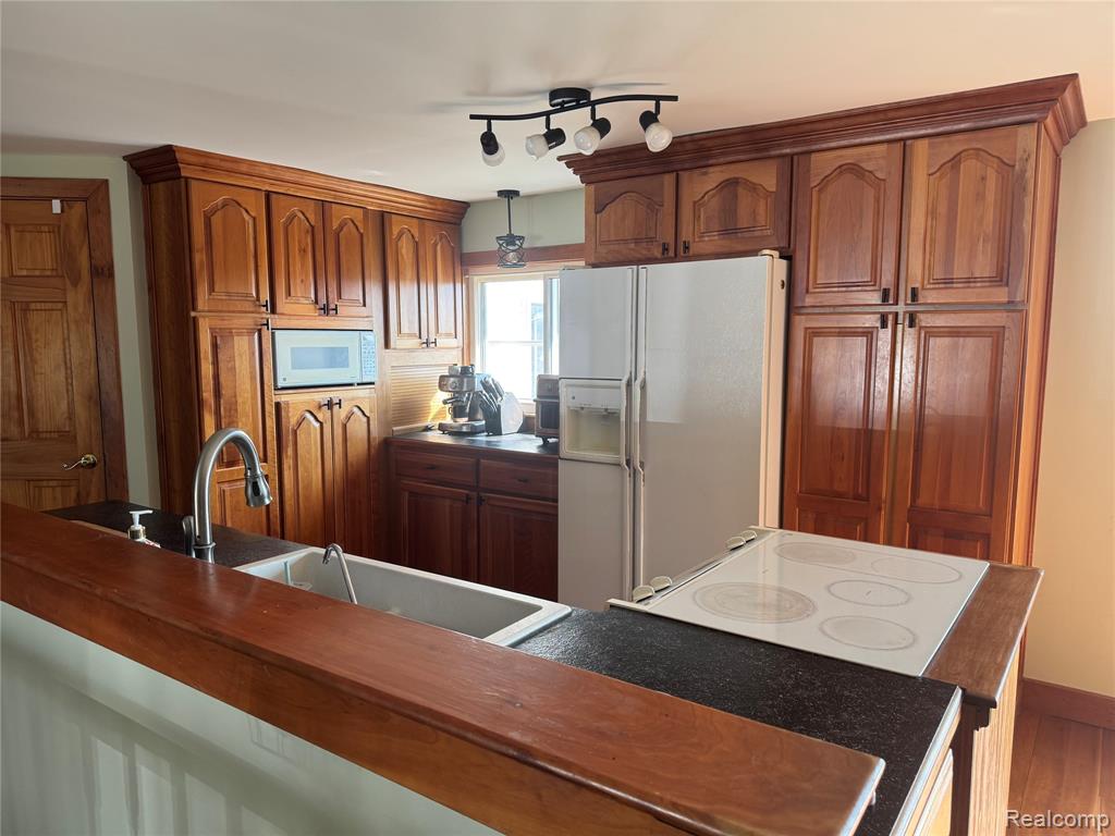 1243 Kile Road, Metamora, MI 48455 — Photo 17