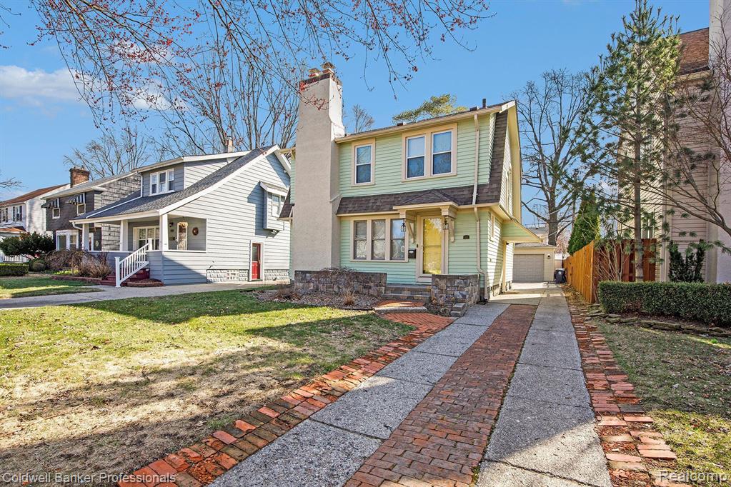 913 IRVING Avenue, Royal Oak, MI 48067 — Photo 3