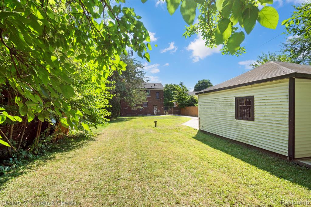 15515 Forrer Street, Detroit, MI 48227 — Photo 30