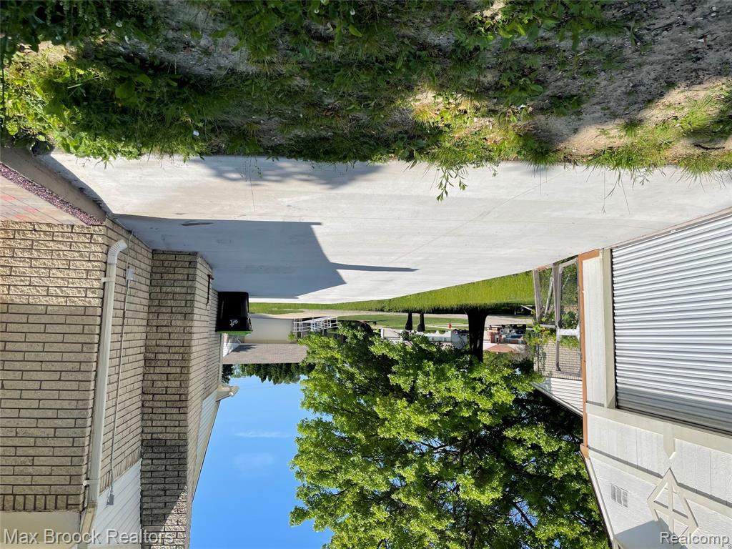 41152 Hollydale Road, Novi, MI — Photo 28