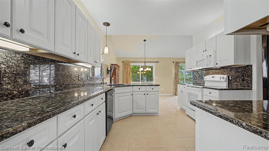 5711 Ortman Drive, Sterling Heights, MI 48314 — Photo 22