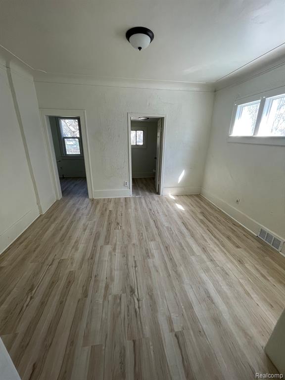 227 MASSACHUSETTS Street, Highland Park, MI 48203 — Photo 5