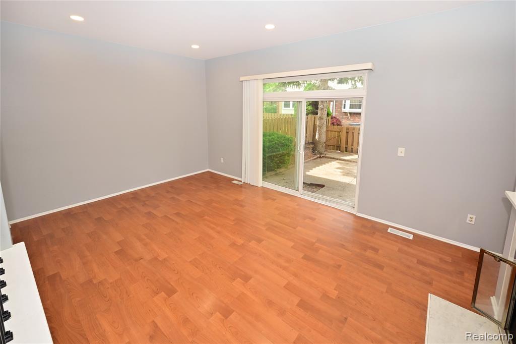 5177 Buckingham, Troy, MI 48098 — Photo 13
