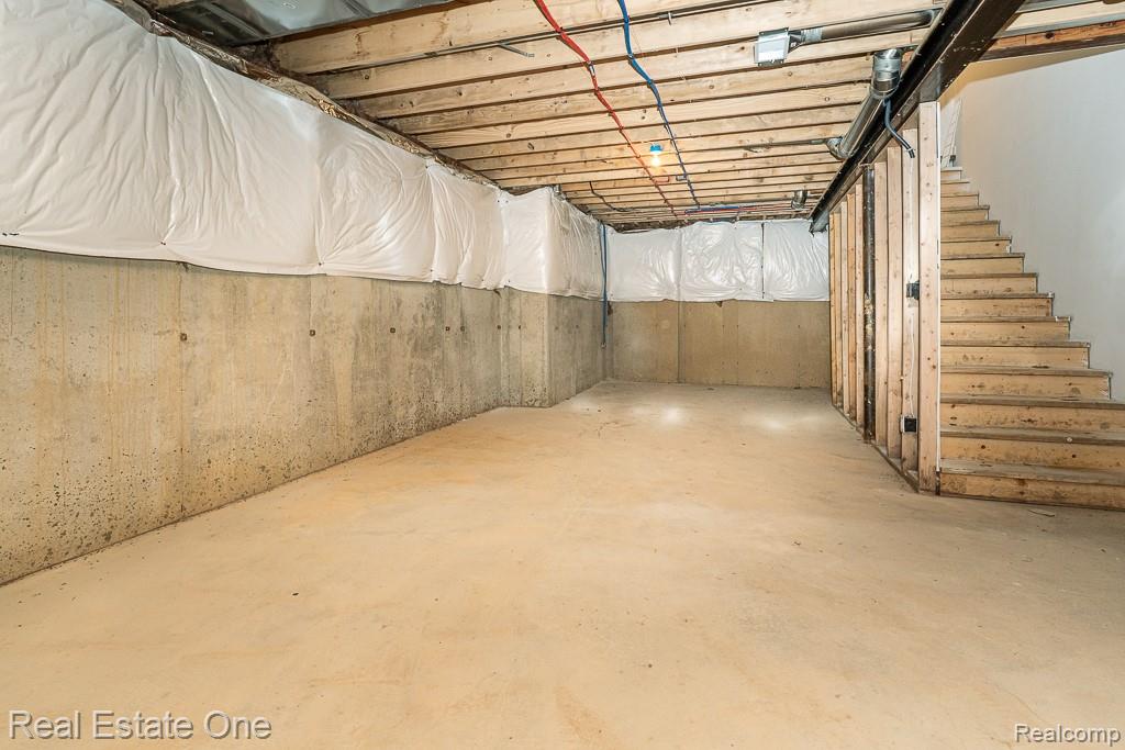 225 E Predmore Road, Oakland, MI — Photo 52