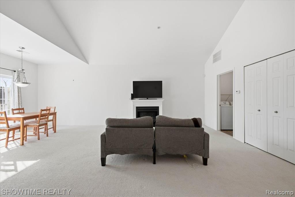 25938 MARITIME Circle S, Harrison Township, MI — Photo 10