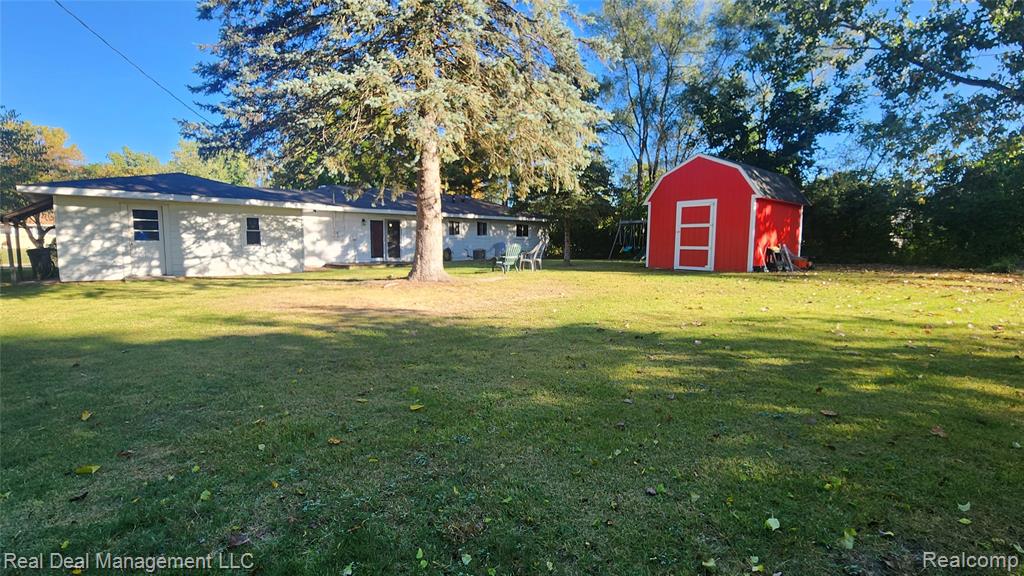 6555 Manson Drive, Waterford, MI — Photo 27