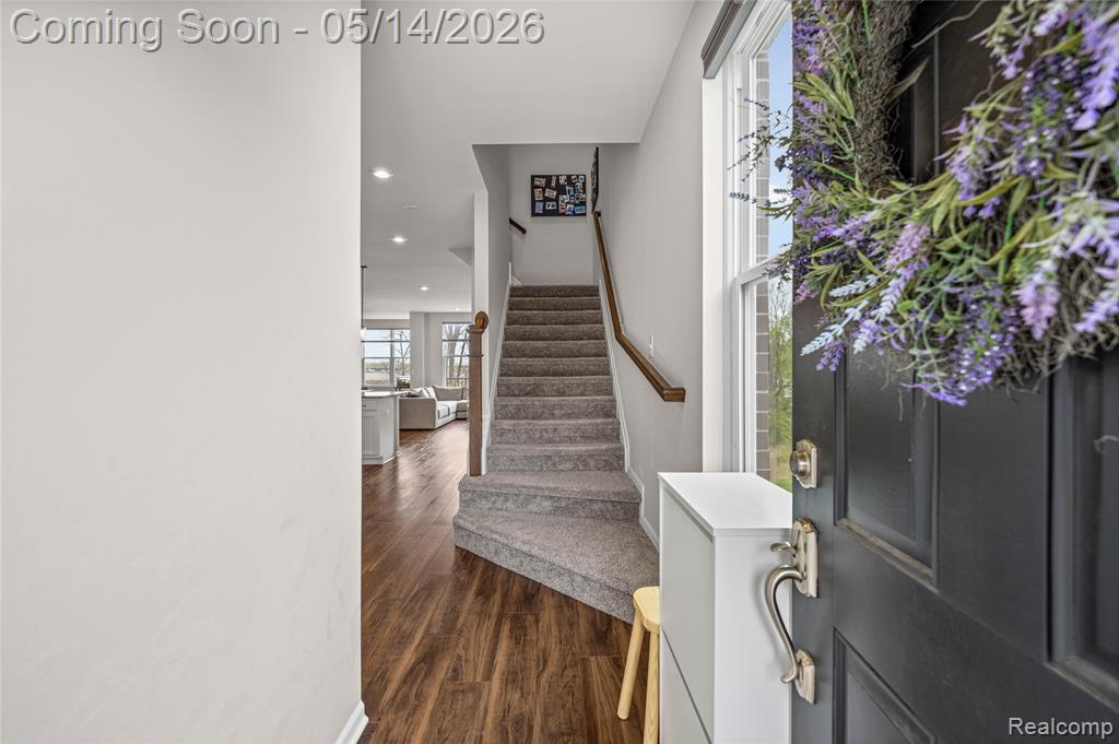 43235 Heron Drive, Novi, MI — Photo 21