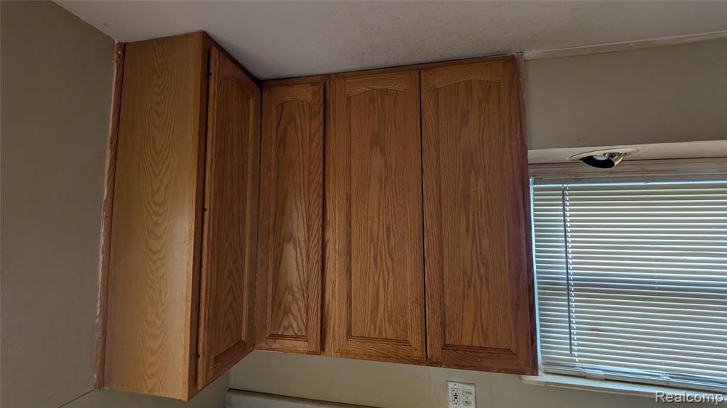 6713 MCGUIRE Street, Taylor, MI 48180 — Photo 40