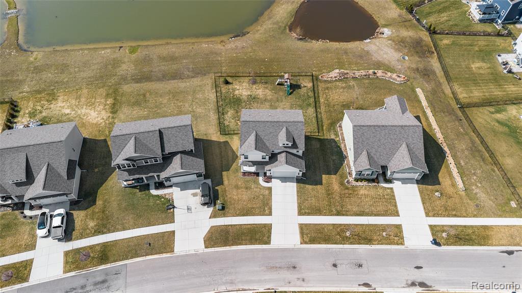 2056 Gambrel Lane, Howell, MI 48843 — Photo 39