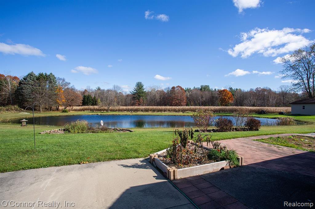 1905 BAUMAN Road, Columbus, MI — Photo 21