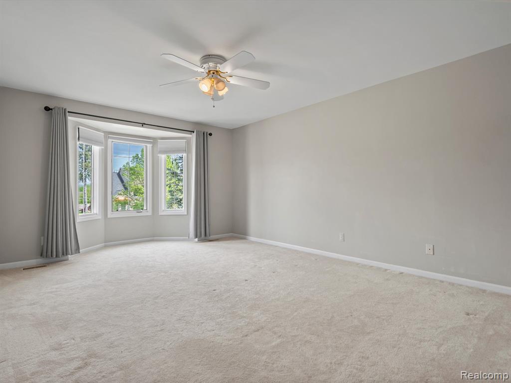 4979 SOMERTON Drive, Troy, MI 48085 — Photo 21