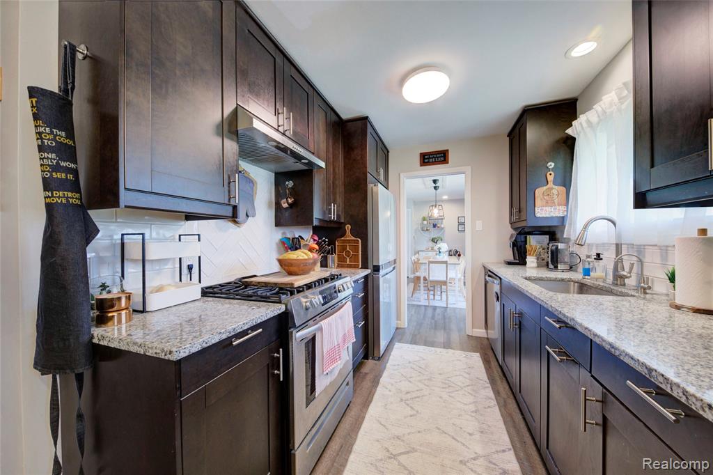 5367 Cambourne Place, West Bloomfield, MI — Photo 14
