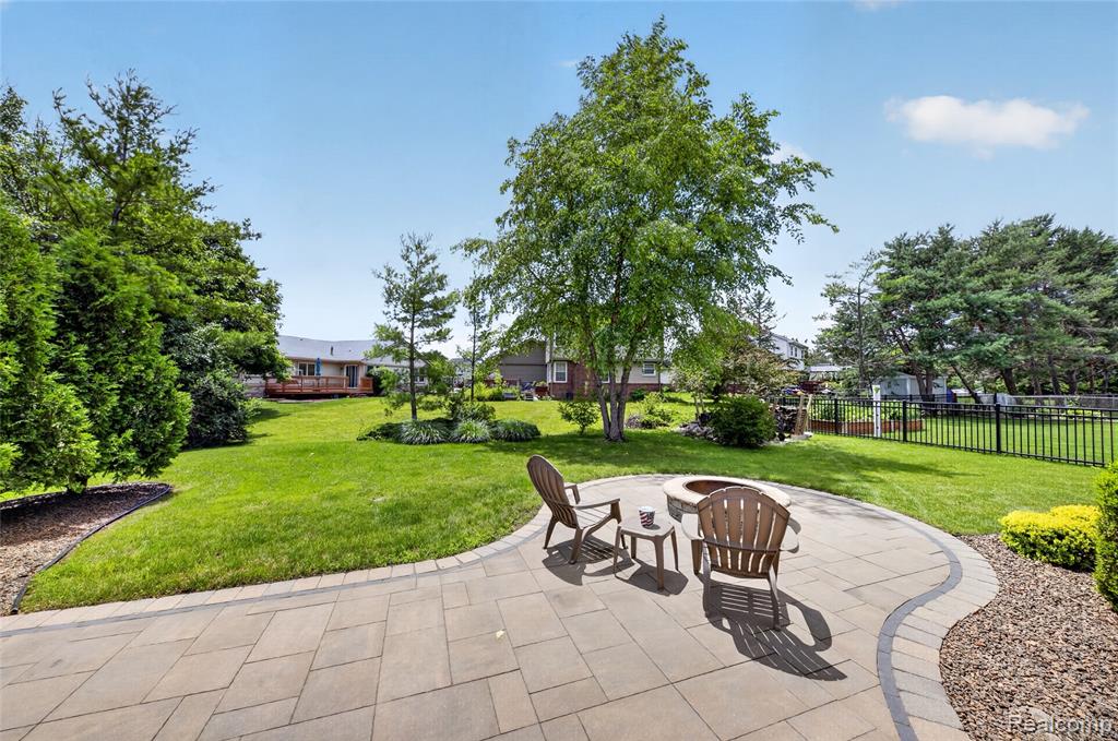 44637 Ridgefield Road, Canton, MI 48188 — Photo 38