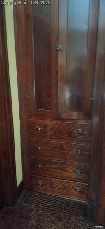 686 Lounsbury Avenue, Pontiac, MI 48340 — Photo 19