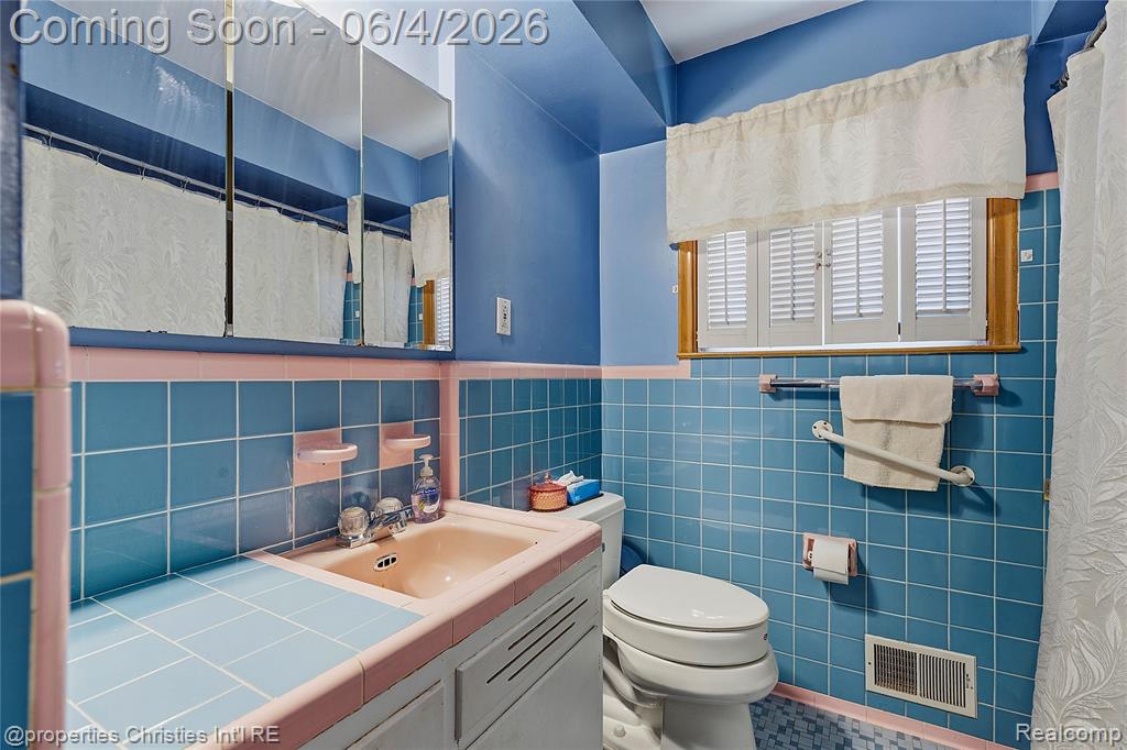 9610 Norborne, Redford, MI 48239 — Photo 19