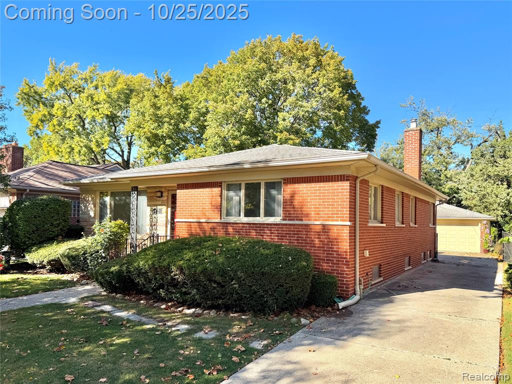 10774 Lincoln Drive, Huntington Woods, MI — Photo 32