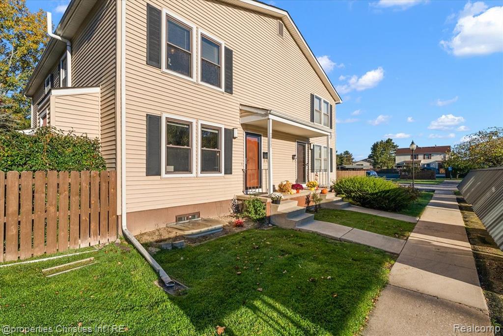 2822 Roundtree Boulevard, Ypsilanti, MI 48197