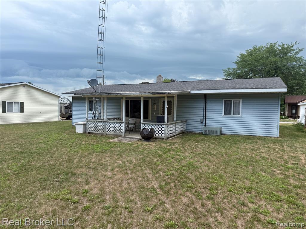 8637 Rowe Road, MI — Photo 23