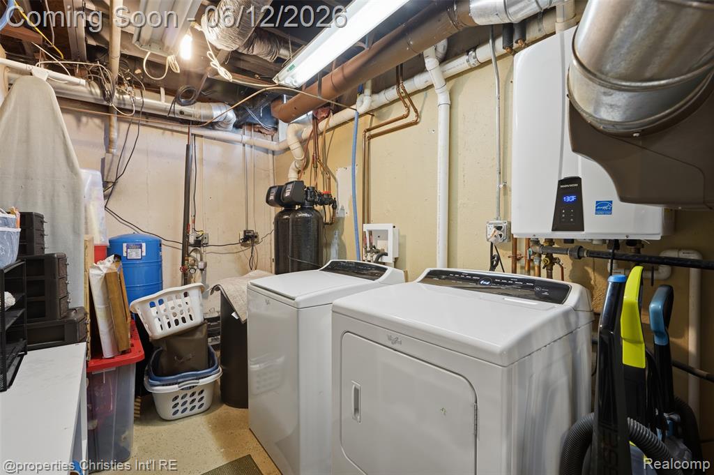 124 Rexton Street, Novi, MI 48377 — Photo 30