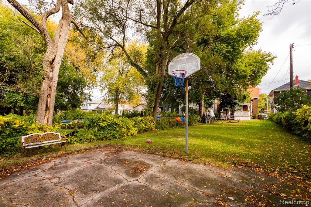 2153 Hubbard Street, Detroit, MI 48209 — Photo 20