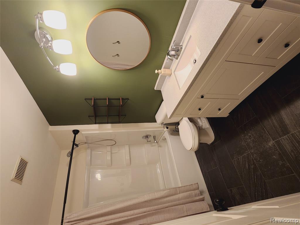 5184 Meadow Crest Circle, Holly, MI 48442 — Photo 19