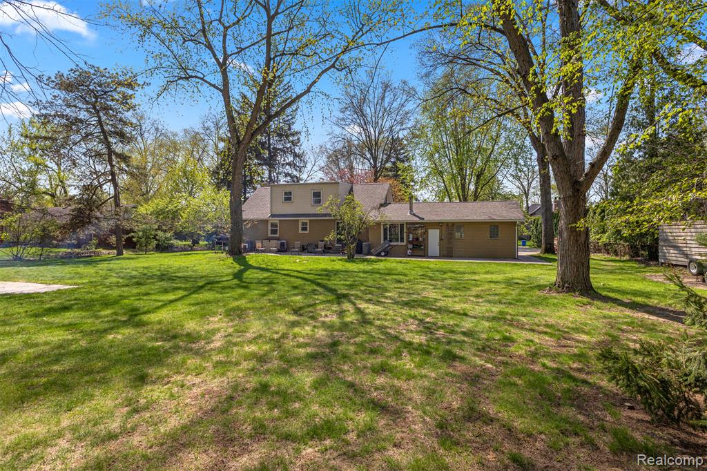 214 N Evangeline Street, Dearborn Heights, MI 48127 — Photo 13