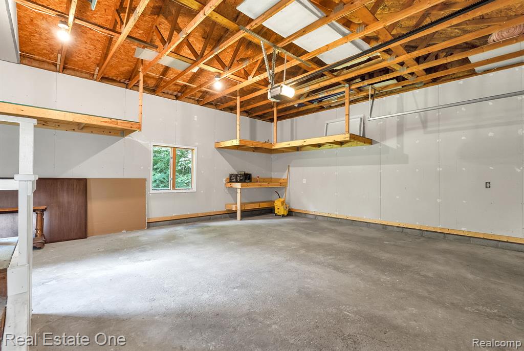 72021 Romeo Plank Road, Armada, MI — Photo 46