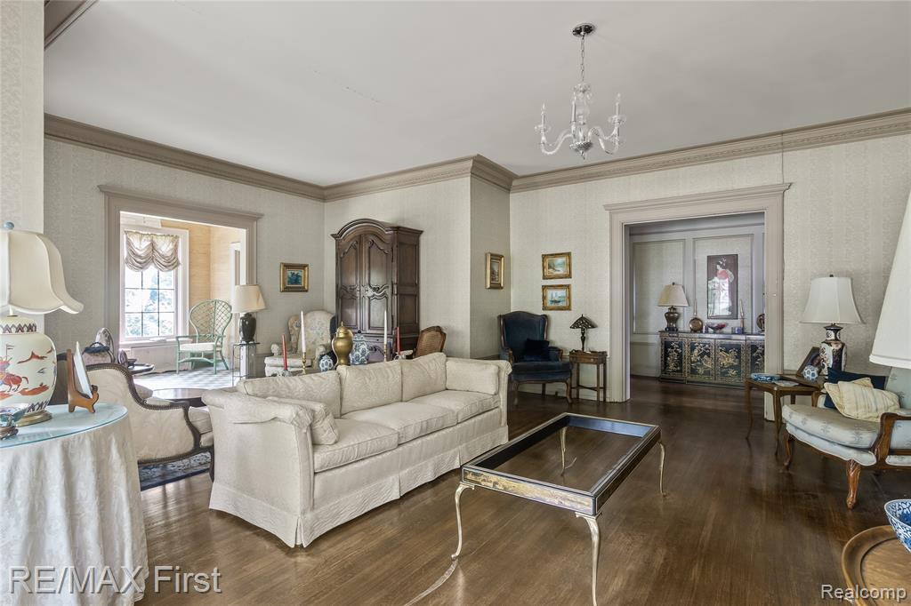 3065 Iroquois Street, Detroit, MI, 48214