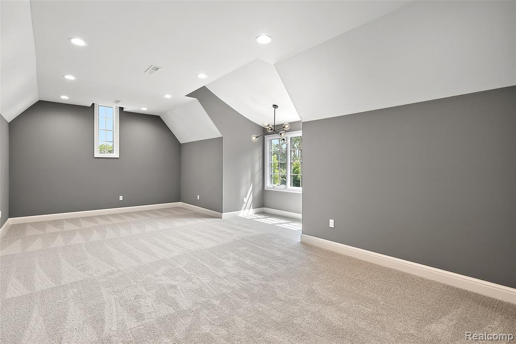 3268 Willis Drive, Oakland, MI, 48306