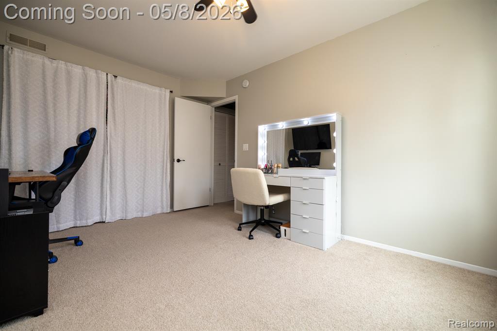 806 Bloomfield Village Boulevard, H, Auburn Hills, MI 48326 — Photo 18