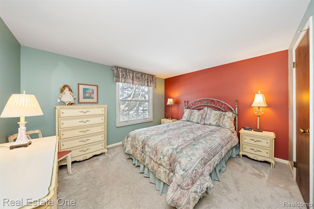 16548 Winchester Drive, Northville, MI 48168 — Photo 29